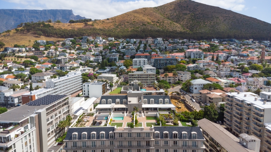 2 Bedroom Property for Sale in Green Point Western Cape